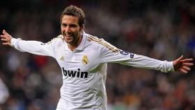 看球直播-2013年西甲联赛颁奖典礼有哪些亮点？（1213赛季西甲冠军）